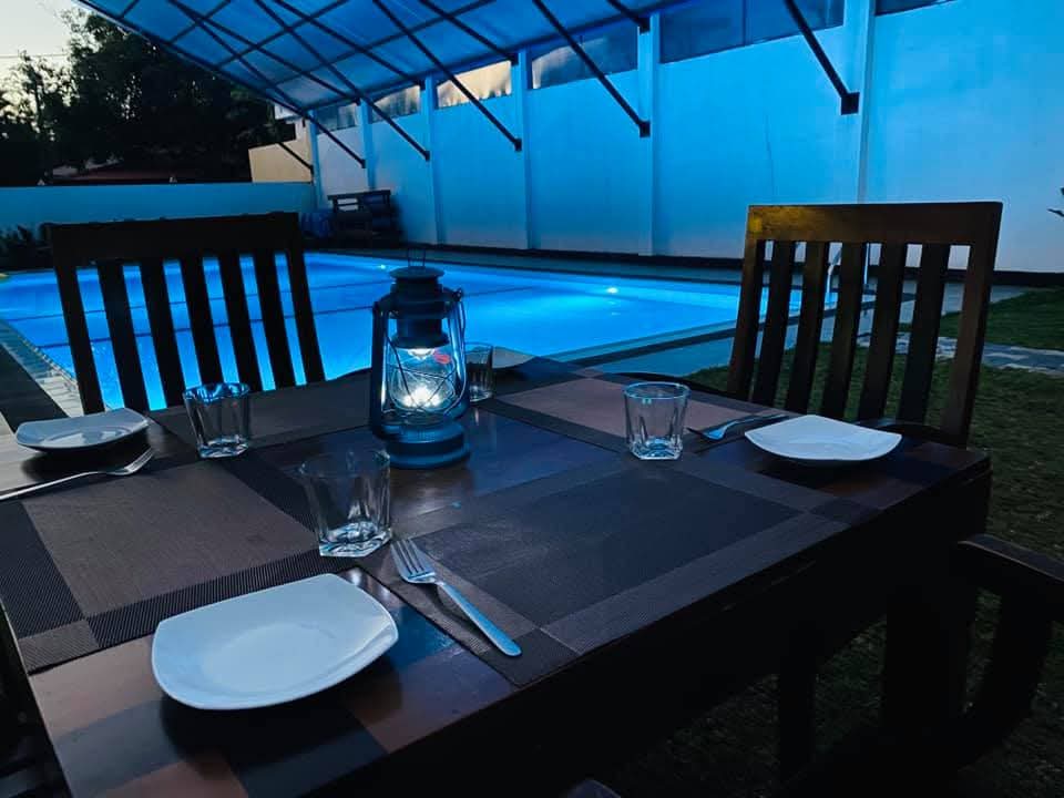 Lush gardens at Blue Spring Wadduwa